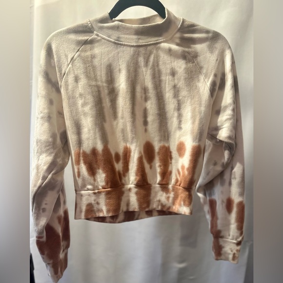 Sweater - Picture 3 of 3